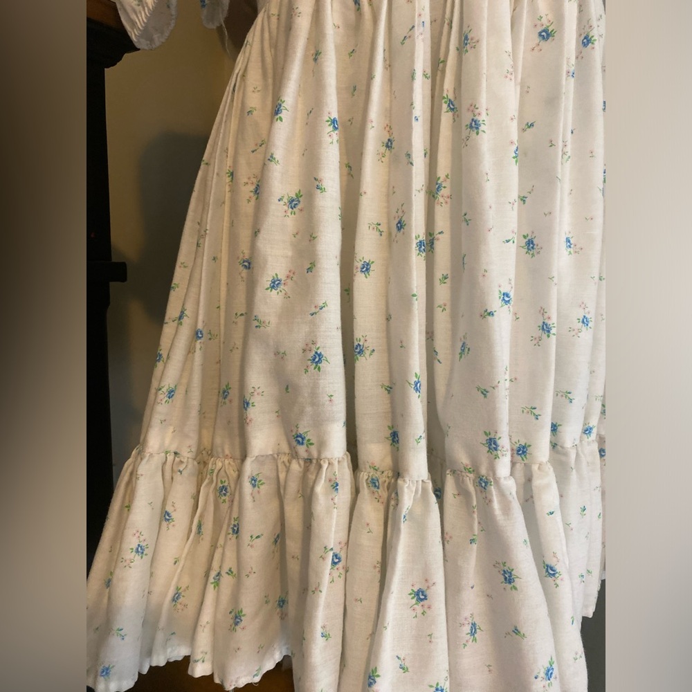 Vintage 70’s handmade prairie puff sleeve mini dress - Picture 2 of 8